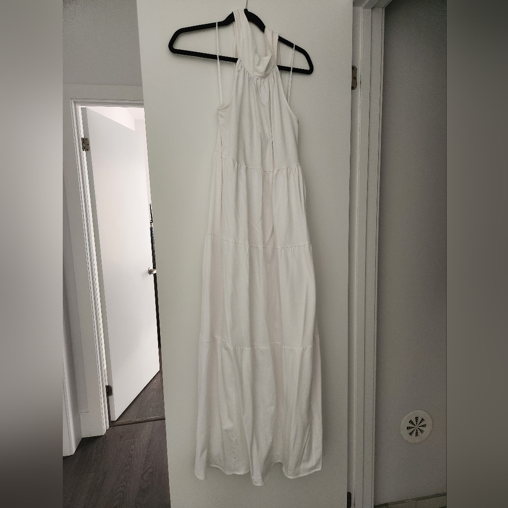 Mango Halter-Neck Maxi Open-Back Dress in White - Picture 4 of 5
